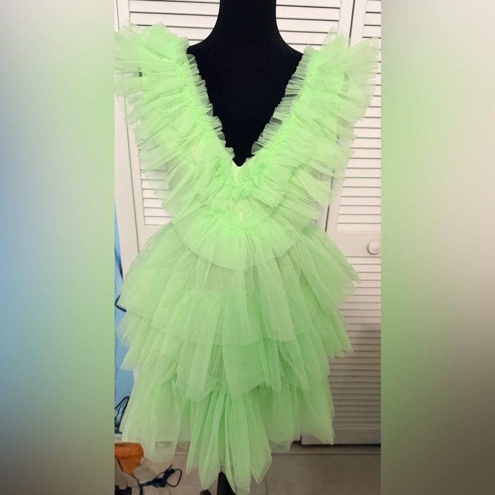 NWT Betsey Johnson Show Off Tiered Green Tulle Dress